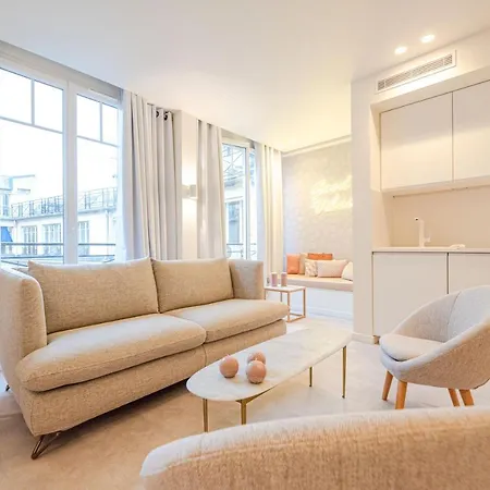 Hotel apartamentowy Luxury In The Center Of - Opera/louvre Paryż